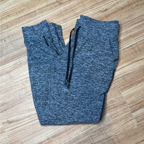 Lululemon Ready to Rulu Fleece Jogger Heathered Black Size 8 - Picture 7 of 16